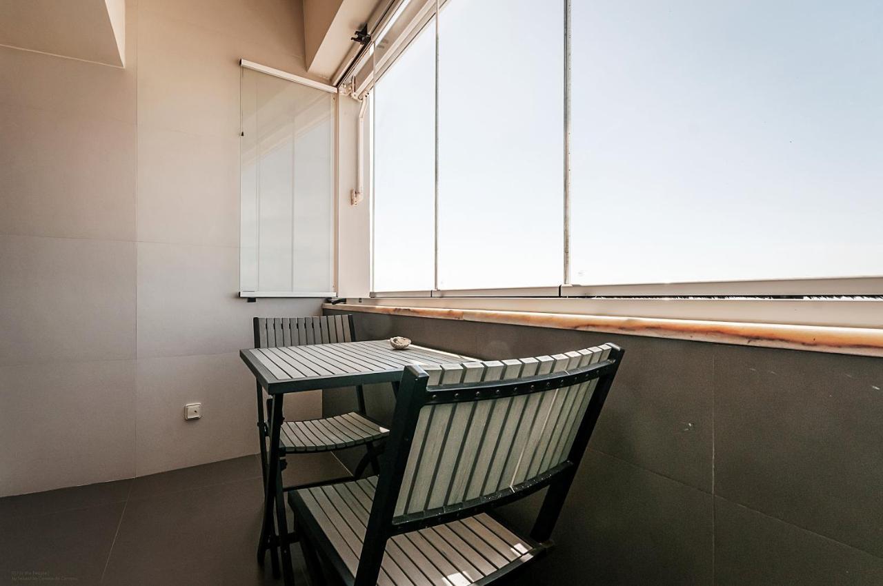 Amazing Apartment In コスタ・ダ・カパリカ エクステリア 写真