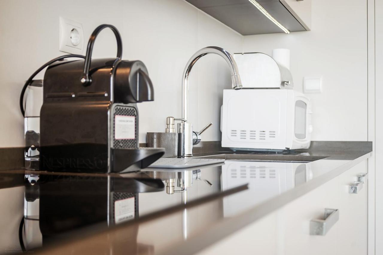 Amazing Apartment In コスタ・ダ・カパリカ エクステリア 写真