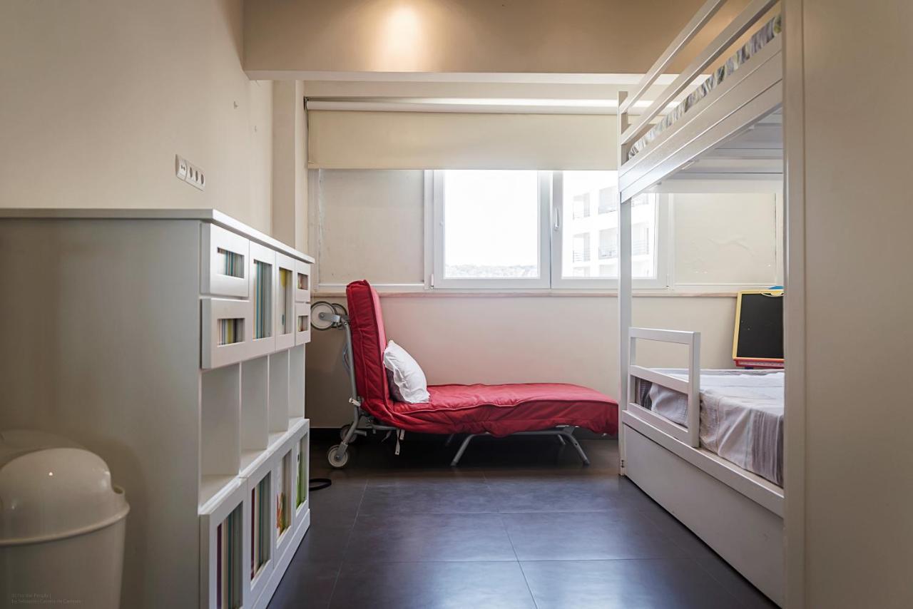 Amazing Apartment In コスタ・ダ・カパリカ エクステリア 写真